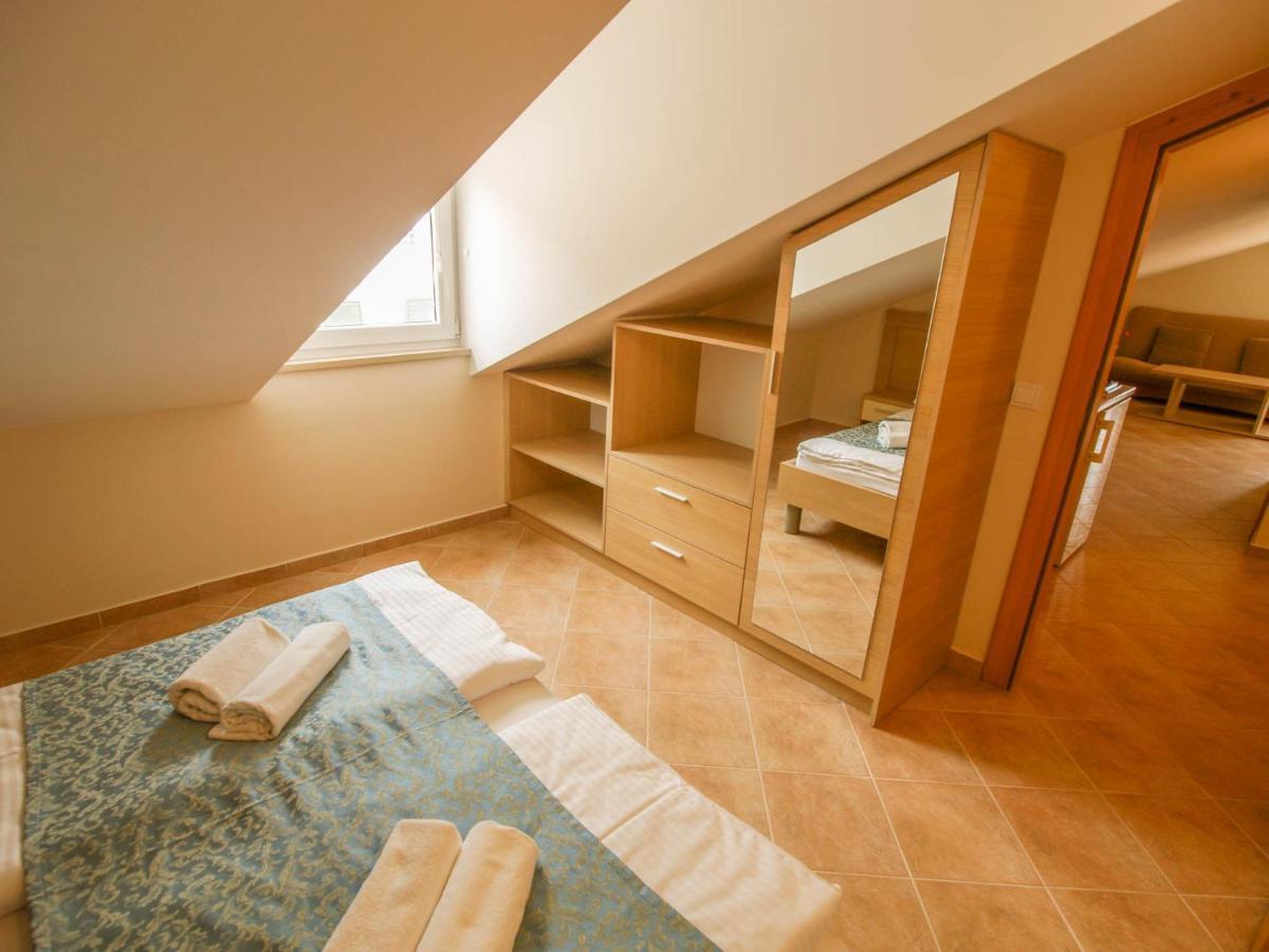 Apartments Villa Bondi Makarska Eksteriør bilde